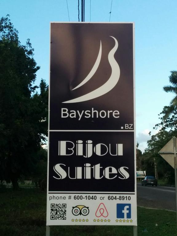 Bayshore Bijou Suites Maya Beach Exterior photo